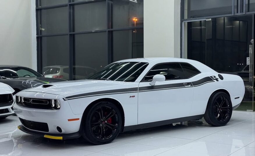 DODGE CHALLENGER RT 2021 5.7L V8 Flexible Down-Payment