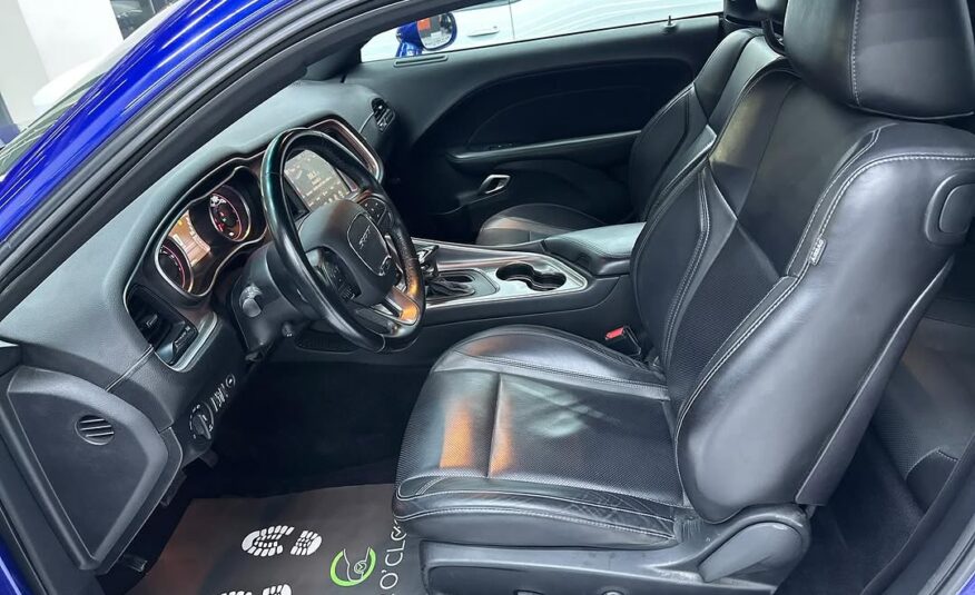 DODGE CHALLENGER SXT PLUS 2019 V6 Flexible Down-Payment