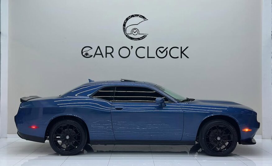 DODGE CHALLENGER SXT PLUS AWD 2022