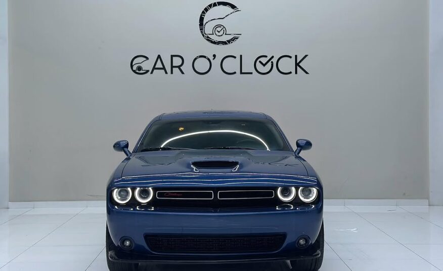 DODGE CHALLENGER SXT PLUS AWD 2022
