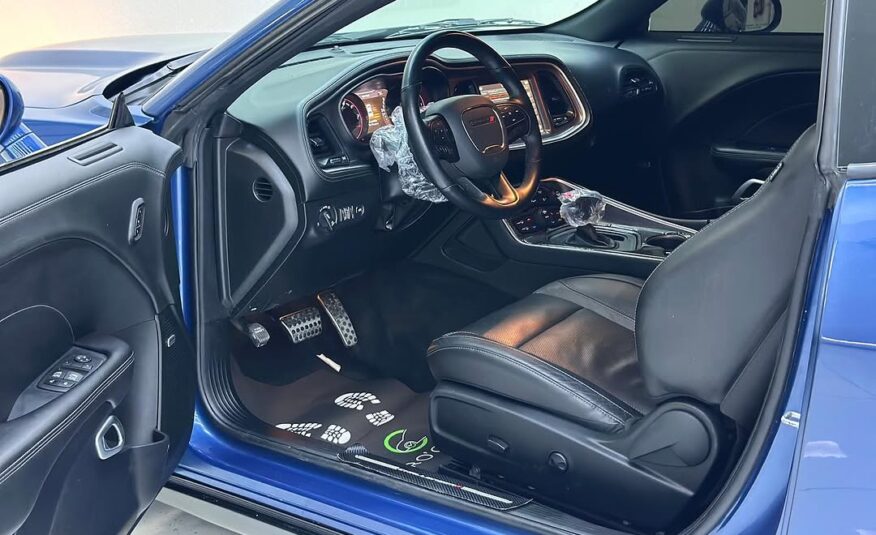 DODGE CHALLENGER SXT PLUS AWD 2022