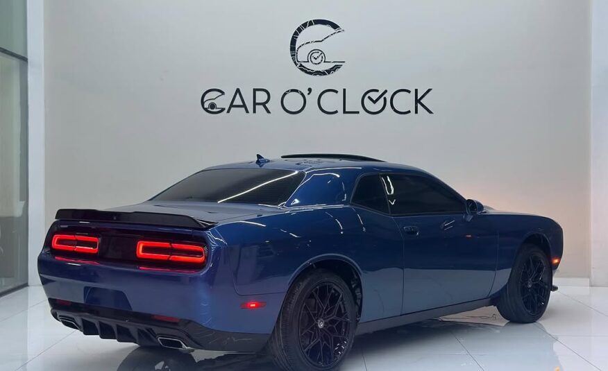 DODGE CHALLENGER SXT PLUS AWD 2022