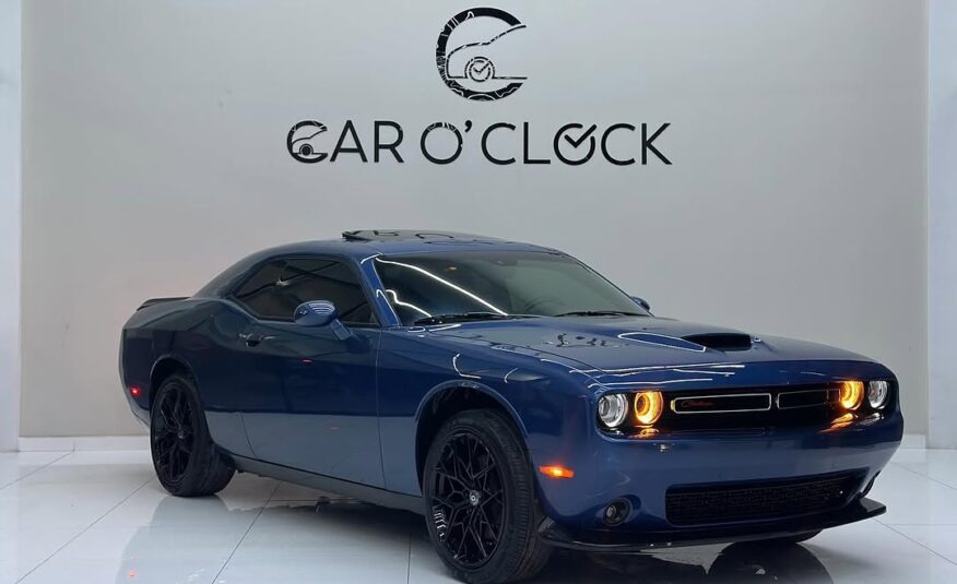 DODGE CHALLENGER SXT PLUS AWD 2022