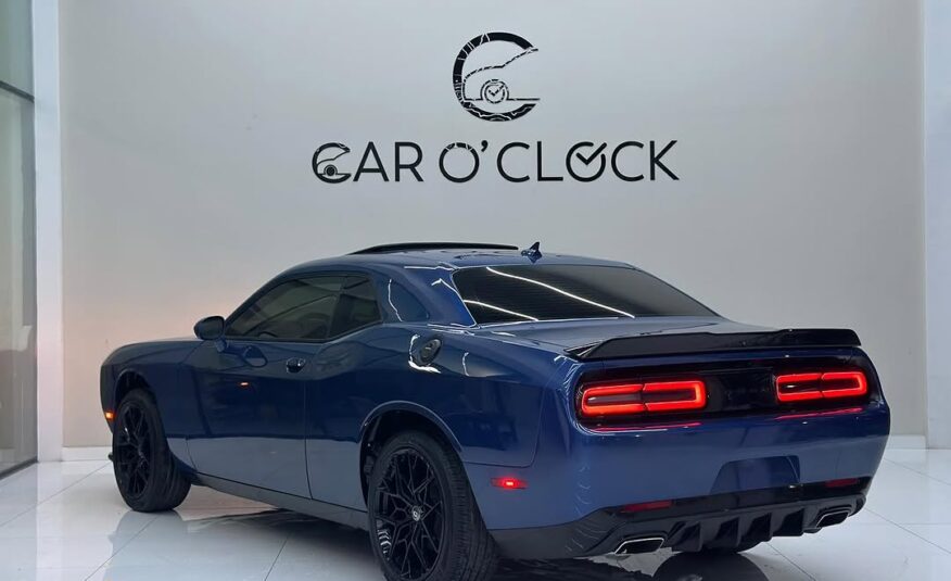 DODGE CHALLENGER SXT PLUS AWD 2022