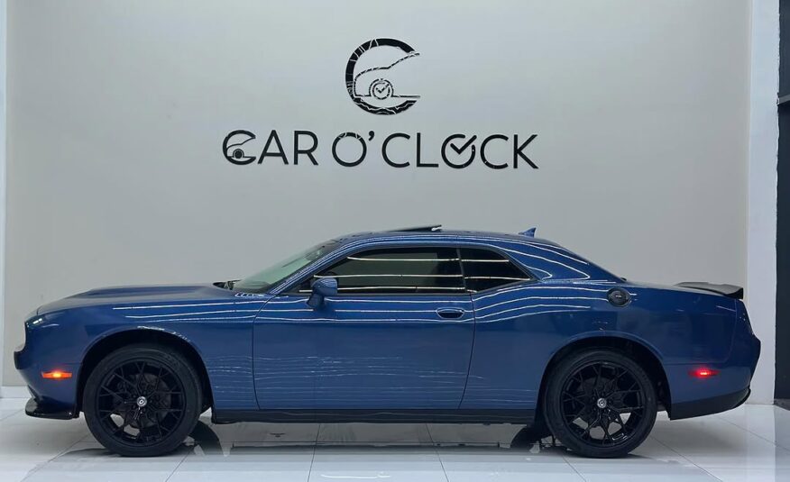 DODGE CHALLENGER SXT PLUS AWD 2022