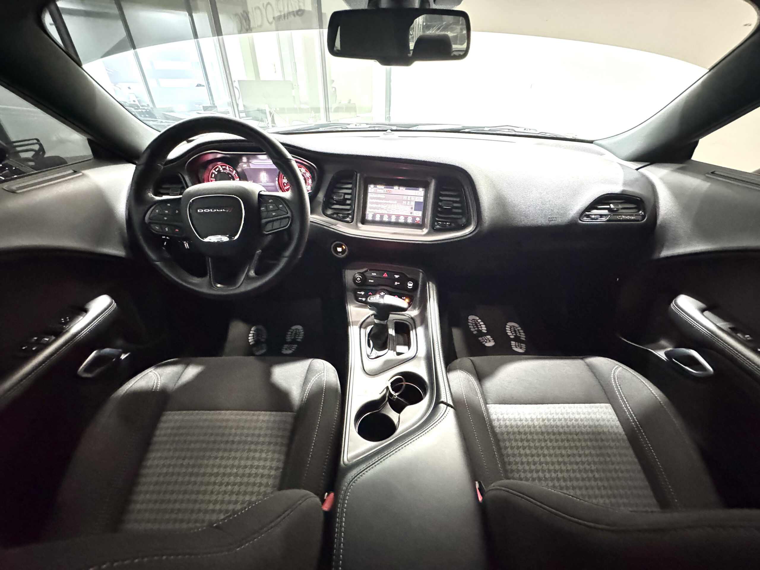 Dodge Challenger SXT 2023