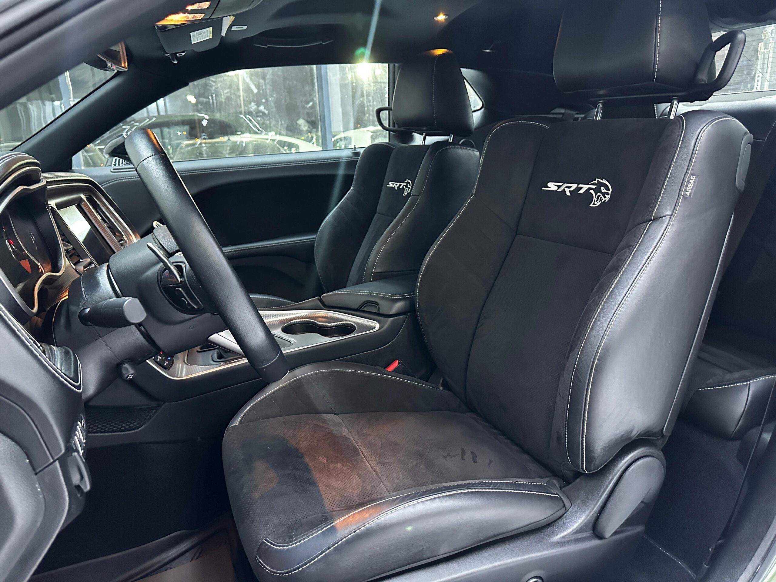 Dodge Challenger SRT 8 Hellcat V8 Supercharged 2022