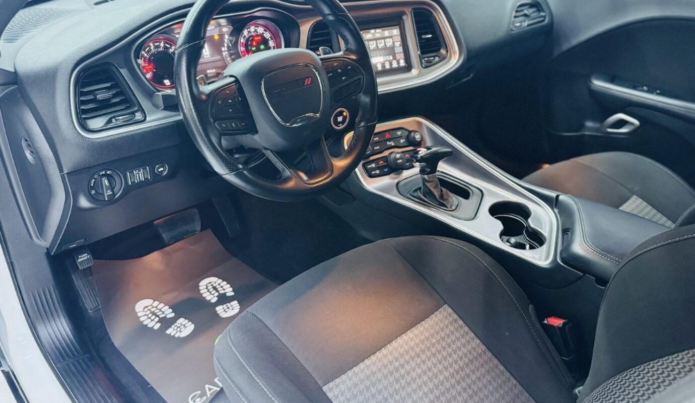 Dodge Challenger GT 2022