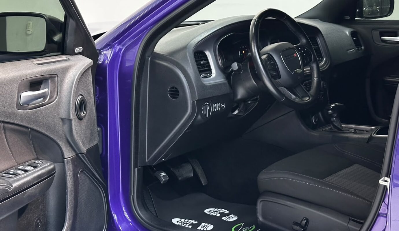 Dodge Charger SXT 2023 (Last Call)